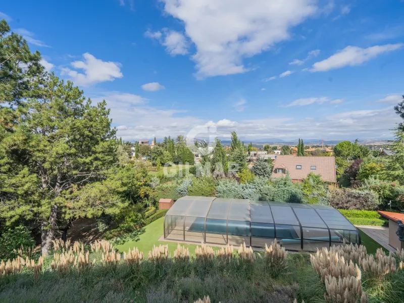 Chalet Independiente en Ciudalcampo - Madrid