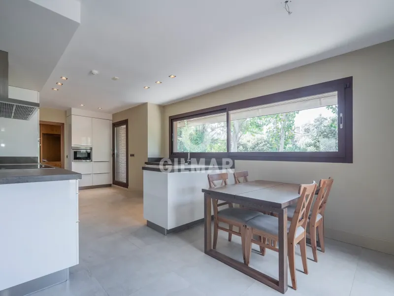 Chalet Independiente en Ciudalcampo - Madrid