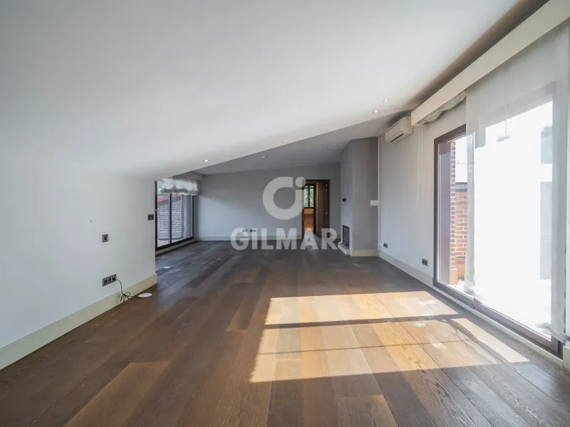 Chalet Independiente en Ciudalcampo - Madrid