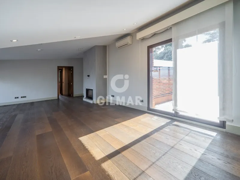 Chalet Independiente en Ciudalcampo - Madrid