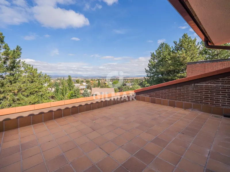 Chalet Independiente en Ciudalcampo - Madrid