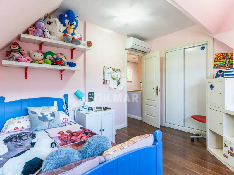 Duplex penthouse in Majadahonda - Madrid
