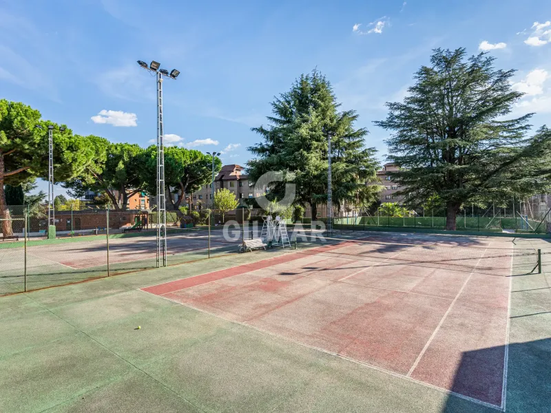 Duplex penthouse in Majadahonda - Madrid