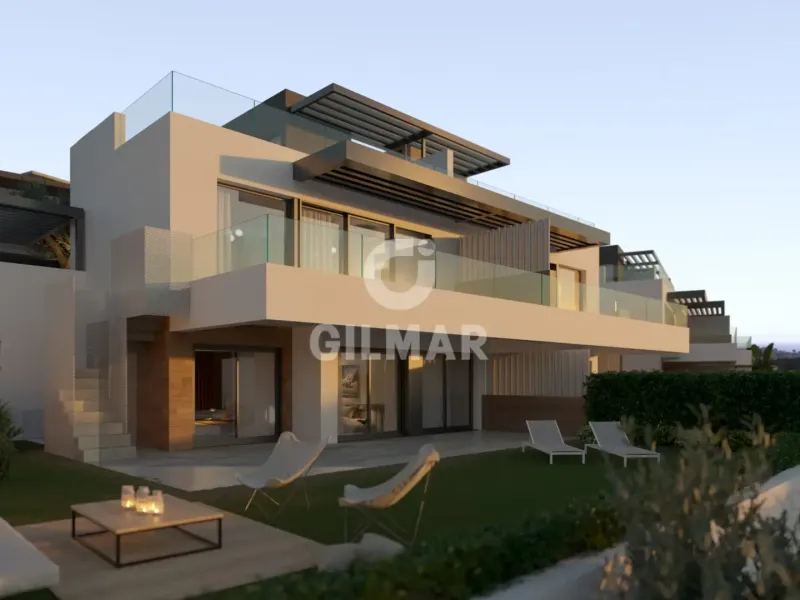 Chalet Pareado en Estepona Este - Málaga