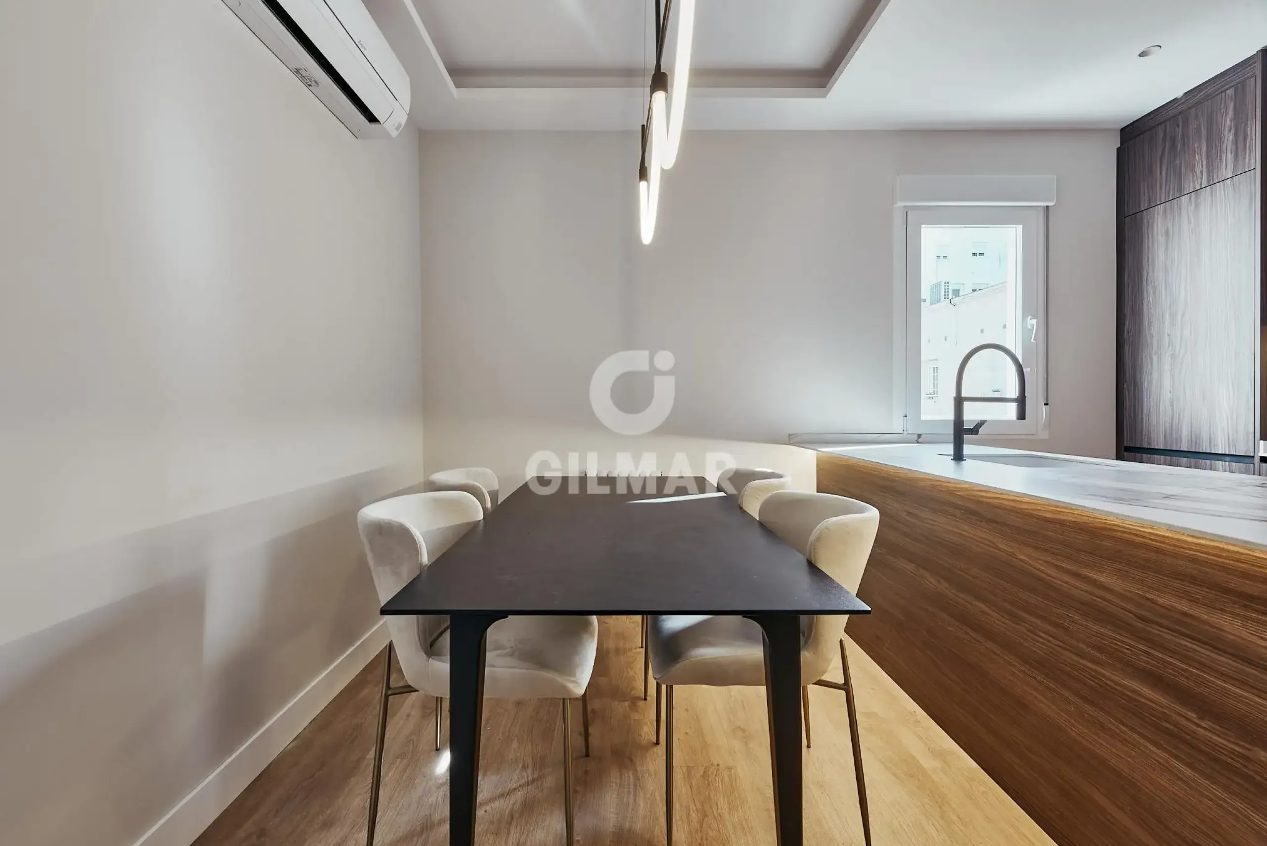 Piso en Ibiza - Madrid
