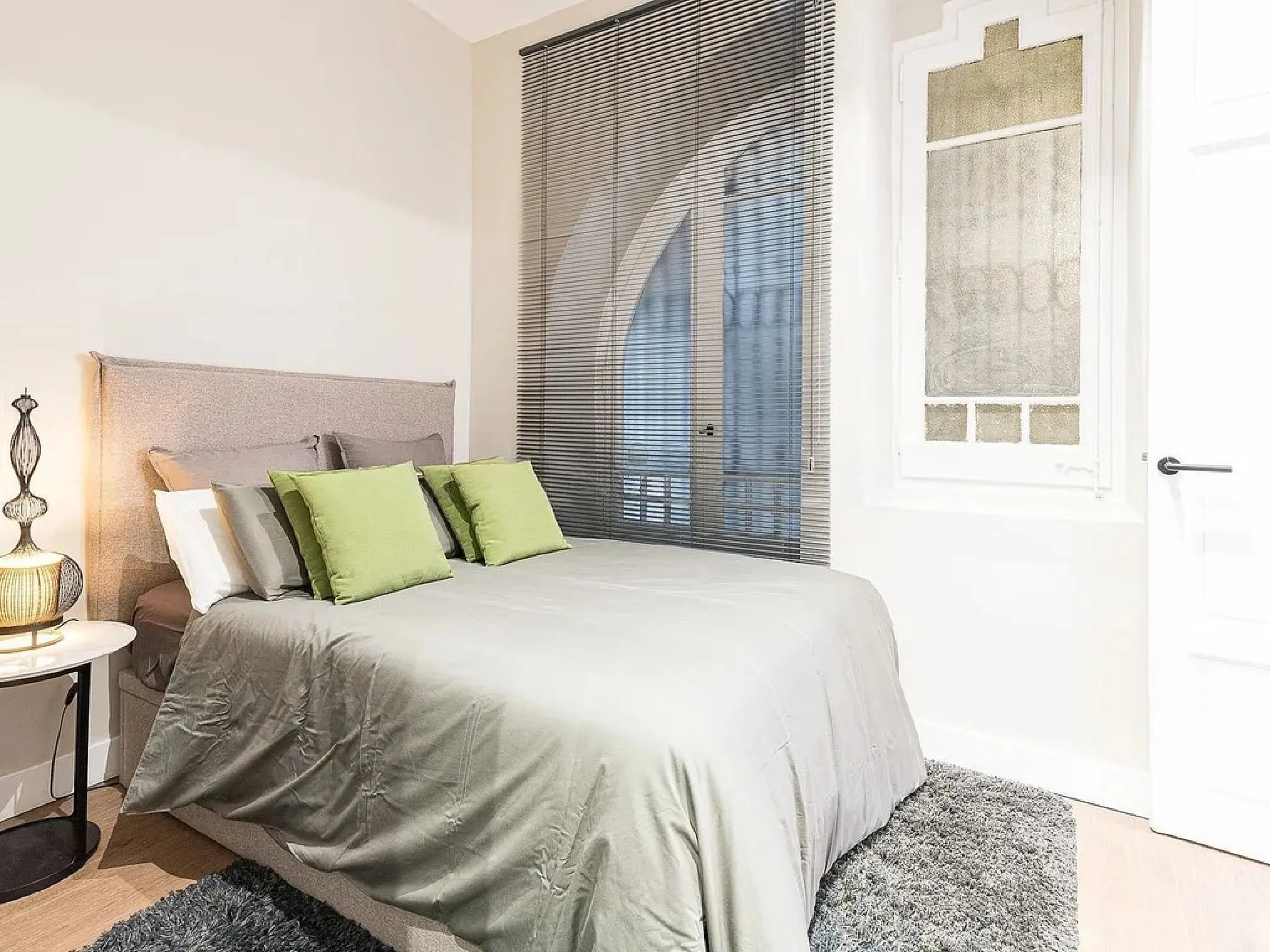 Piso de lujo reformado con vistas al Port Marítim en Barcelona