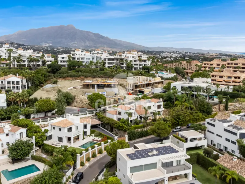 Villa in Benahavís - Málaga