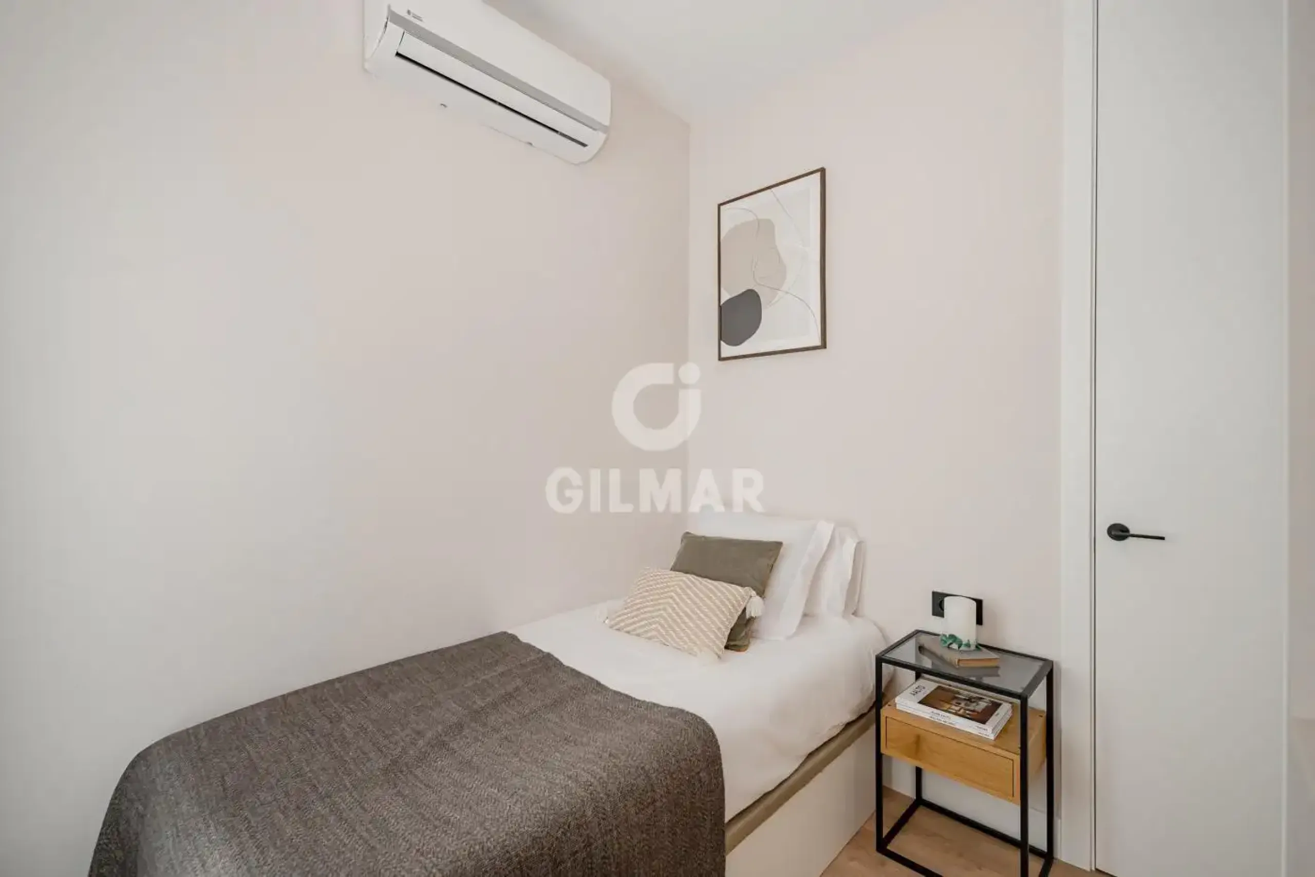 Apartment in Palacio - Madrid