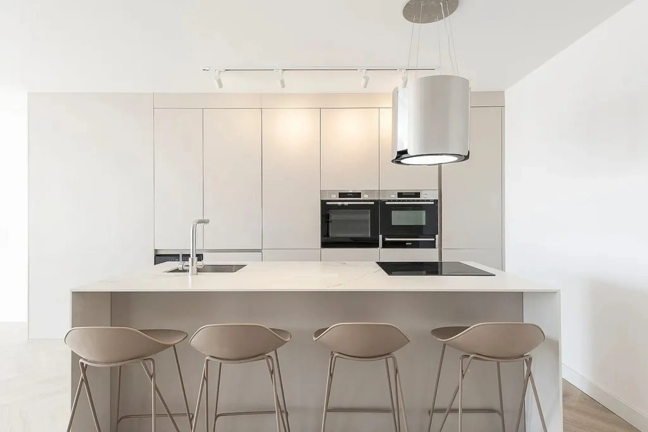 Exclusive Renovated Apartment with Panoramic Views in Sant Gervasi – Gracia, Barcelona