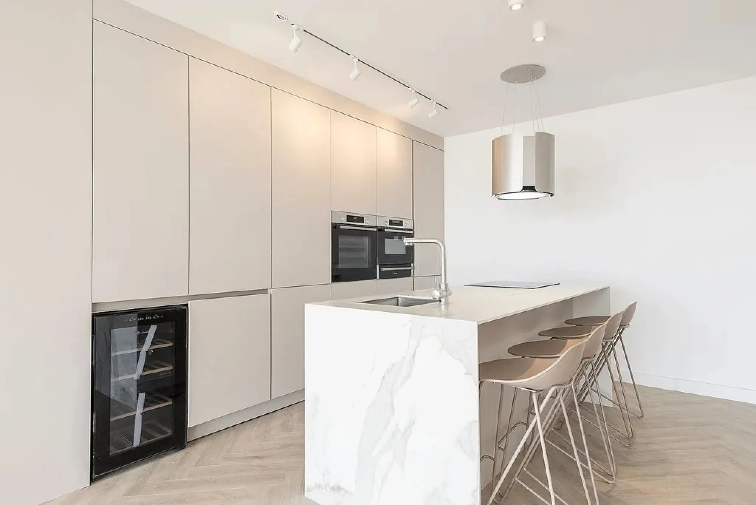 Exclusive Renovated Apartment with Panoramic Views in Sant Gervasi – Gracia, Barcelona