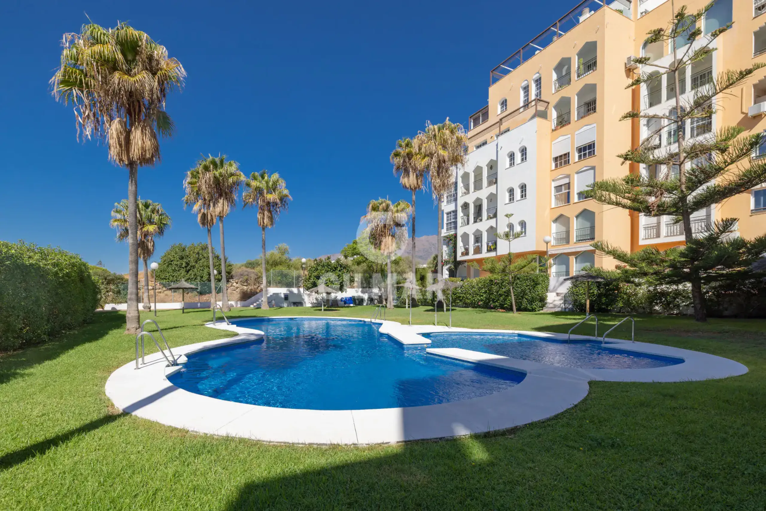 Piso en Estepona - Málaga