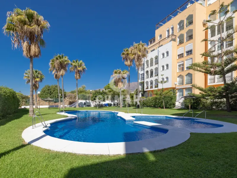 Piso en Estepona - Málaga