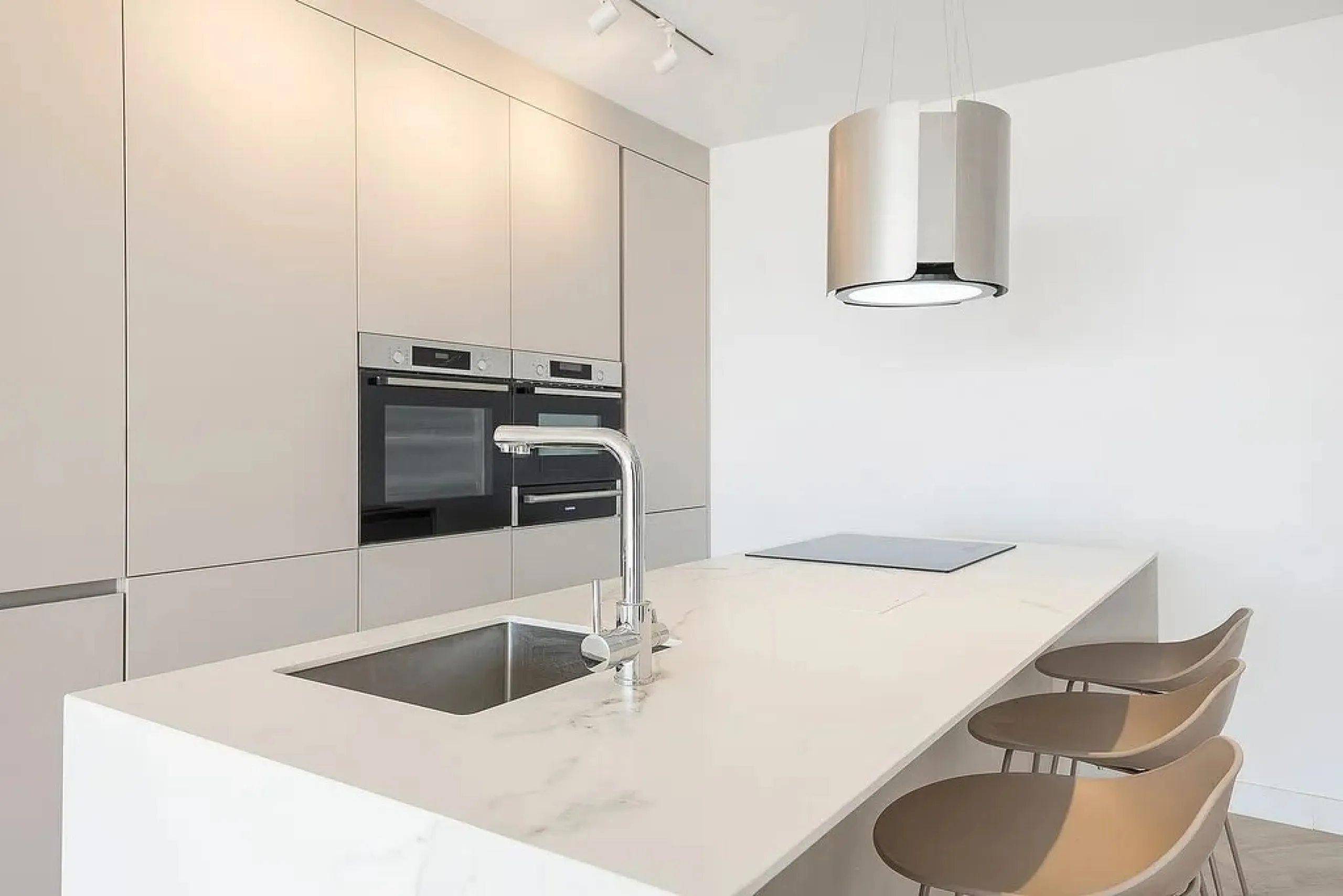 Exclusive Renovated Apartment with Panoramic Views in Sant Gervasi – Gracia, Barcelona