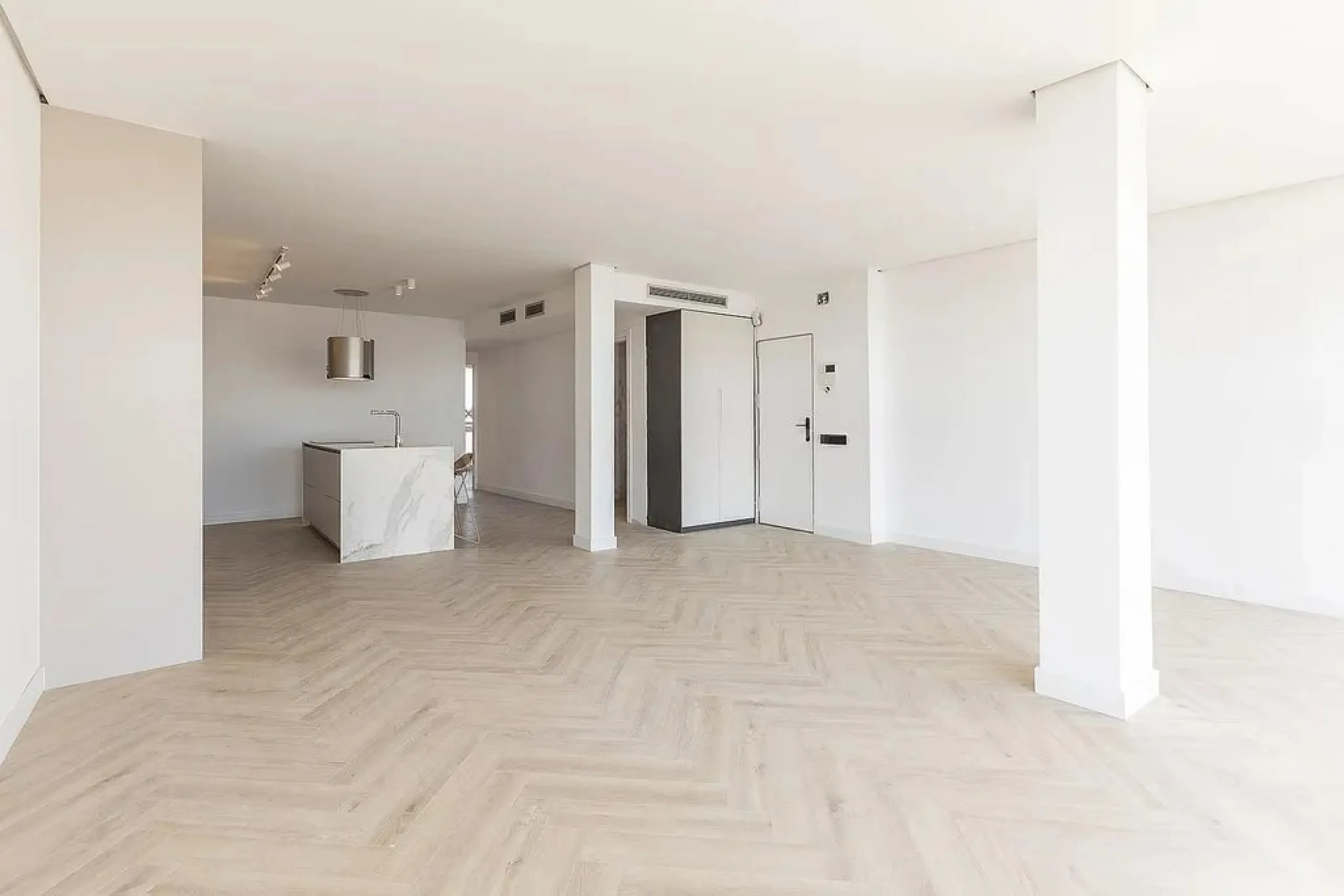 Exclusive Renovated Apartment with Panoramic Views in Sant Gervasi – Gracia, Barcelona