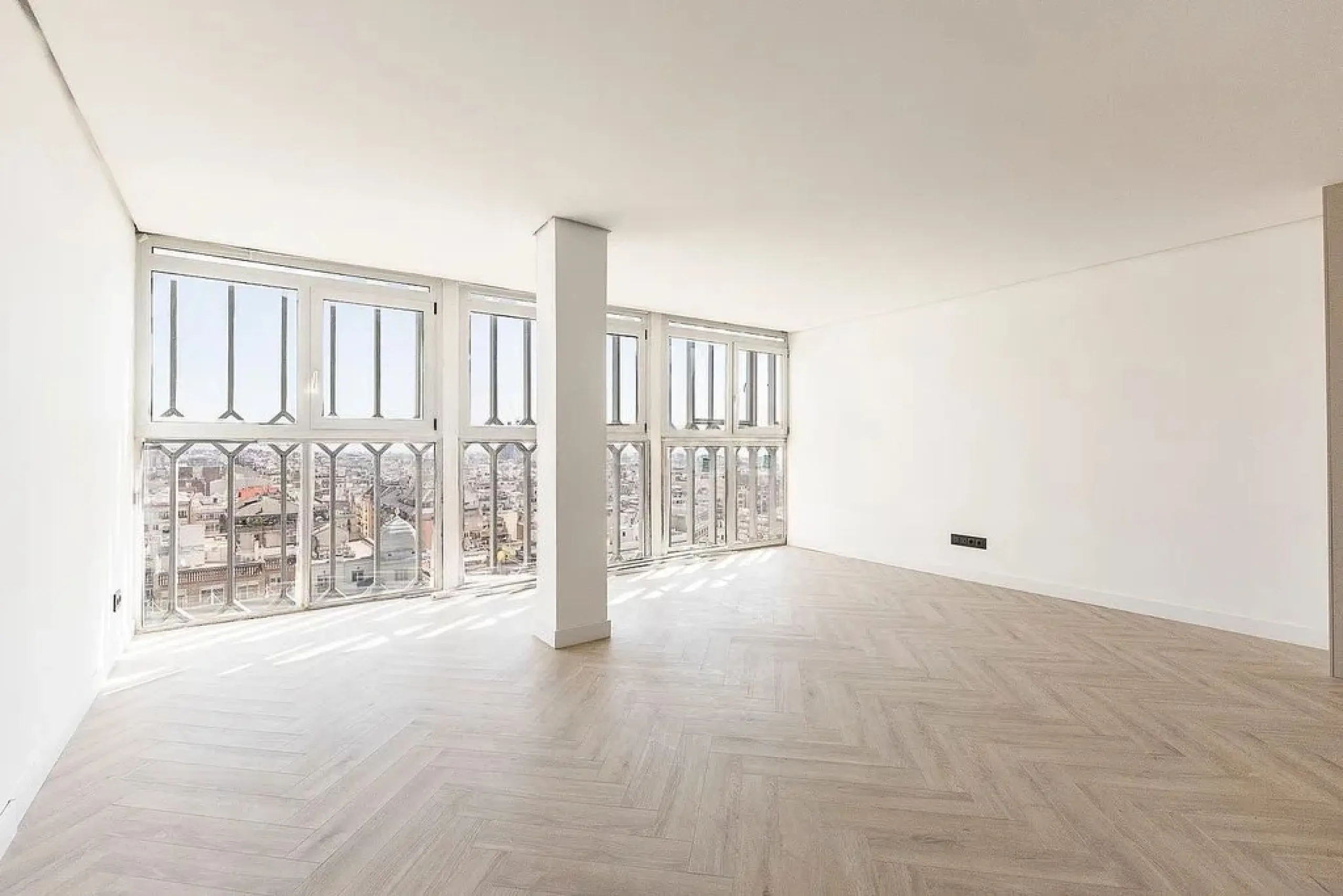 Exclusive Renovated Apartment with Panoramic Views in Sant Gervasi – Gracia, Barcelona