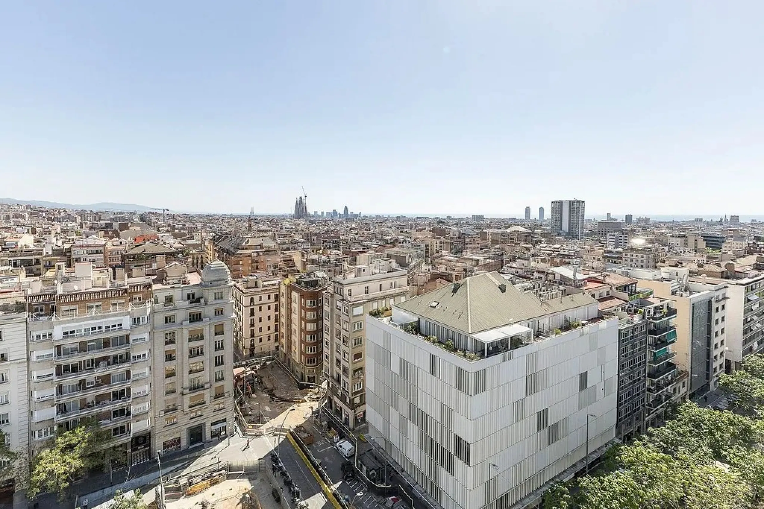 Exclusive Renovated Apartment with Panoramic Views in Sant Gervasi – Gracia, Barcelona