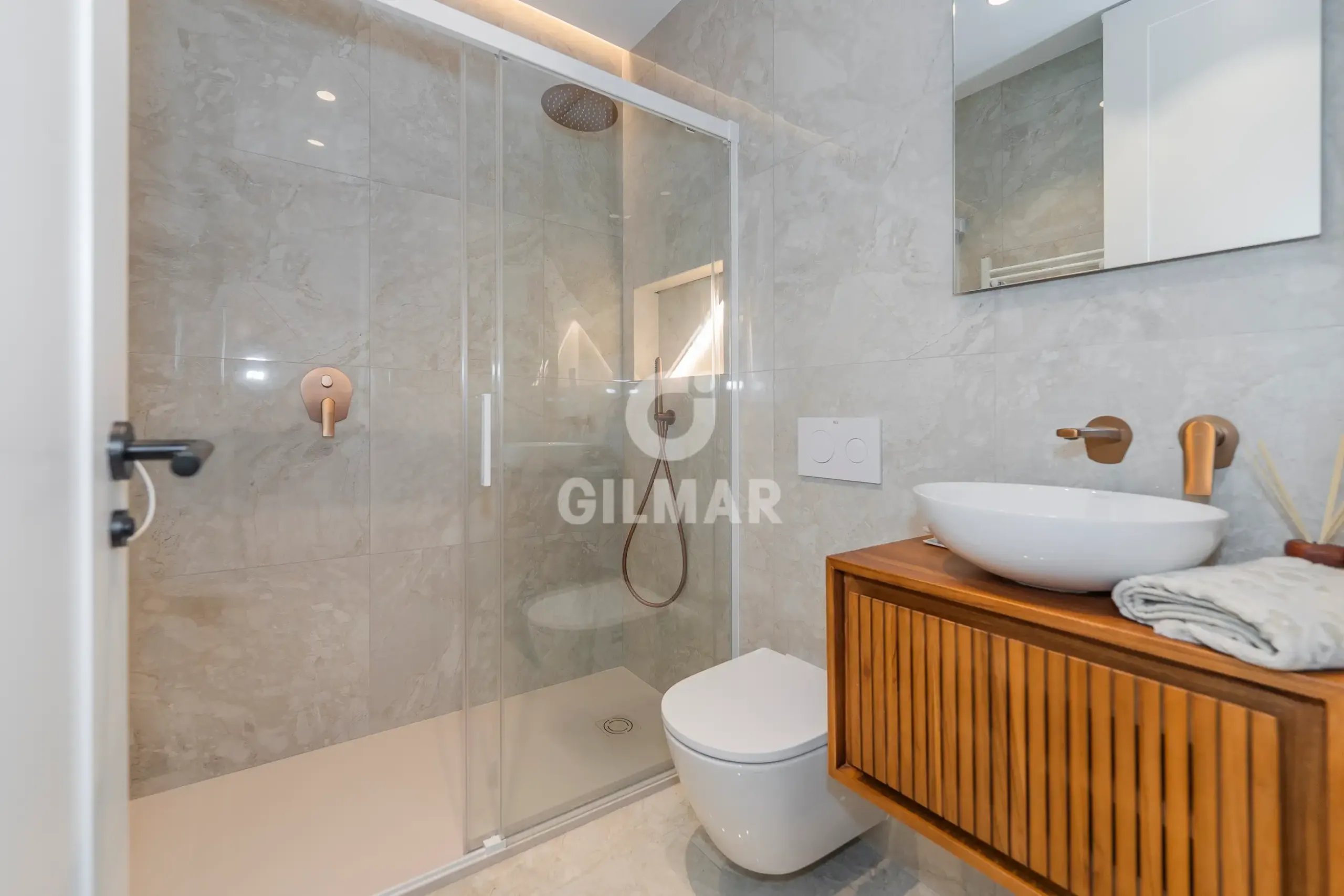 Apartment in Almagro - Madrid