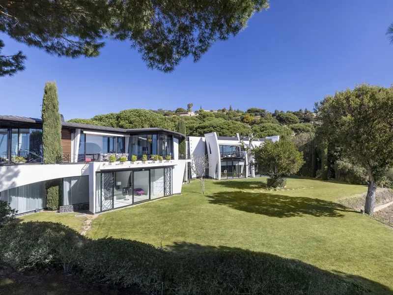 Exclusive Luxury Villa in the Prestigious Supermaresme Residential Area, Sant Andreu de Llavaneres, Barcelona