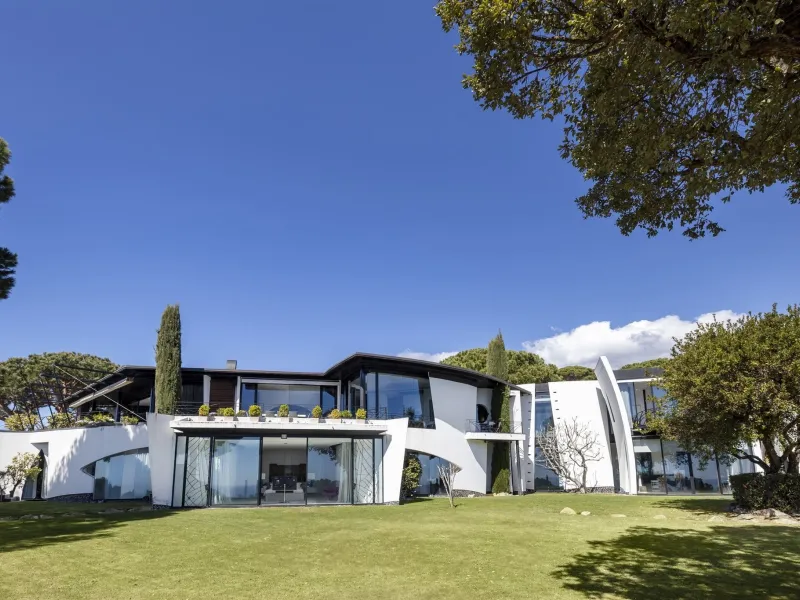 Exclusive Luxury Villa in the Prestigious Supermaresme Residential Area, Sant Andreu de Llavaneres, Barcelona