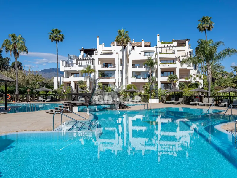 Penthouse in Estepona Este - Málaga