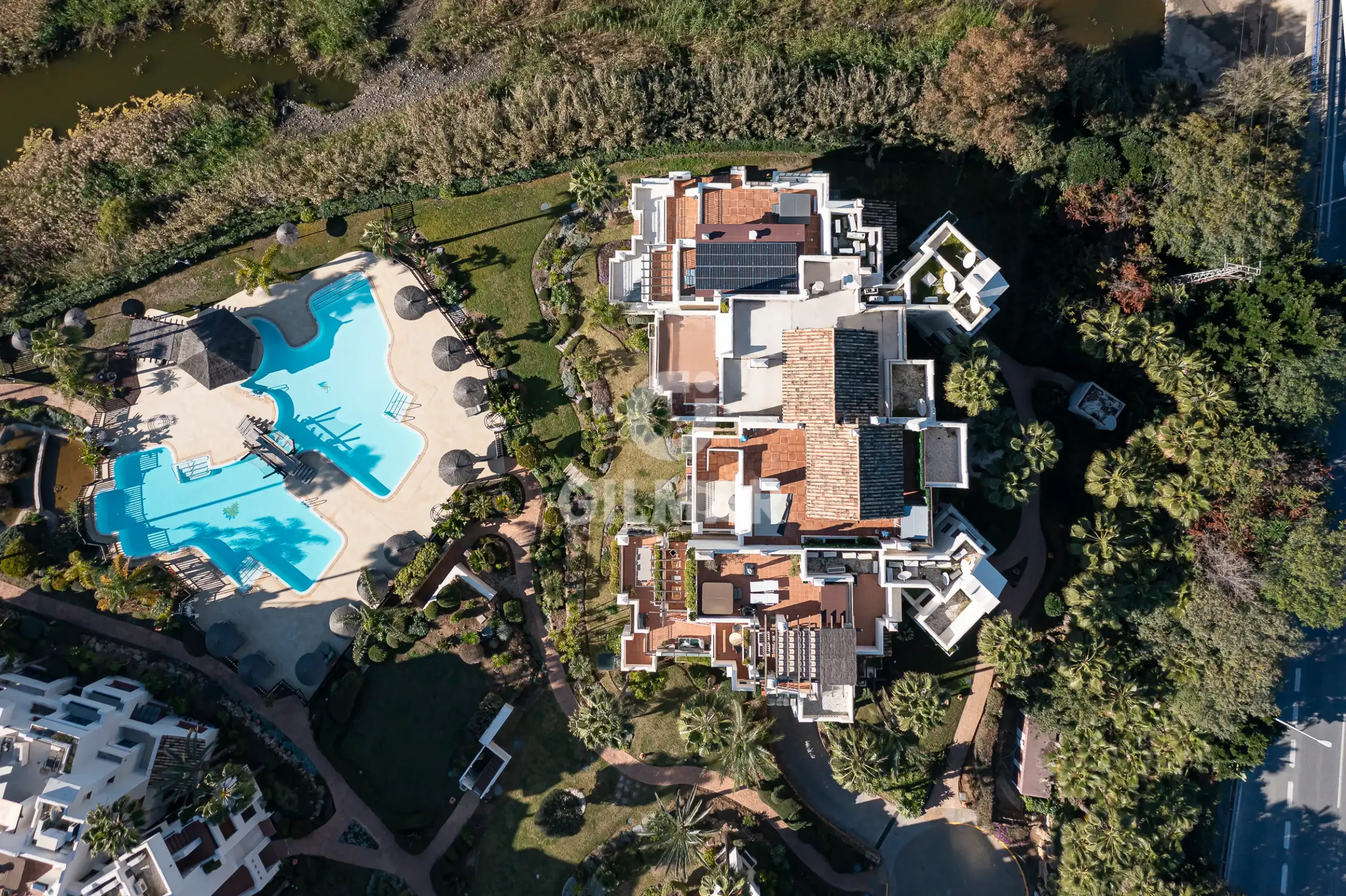 Penthouse in Estepona Este - Málaga