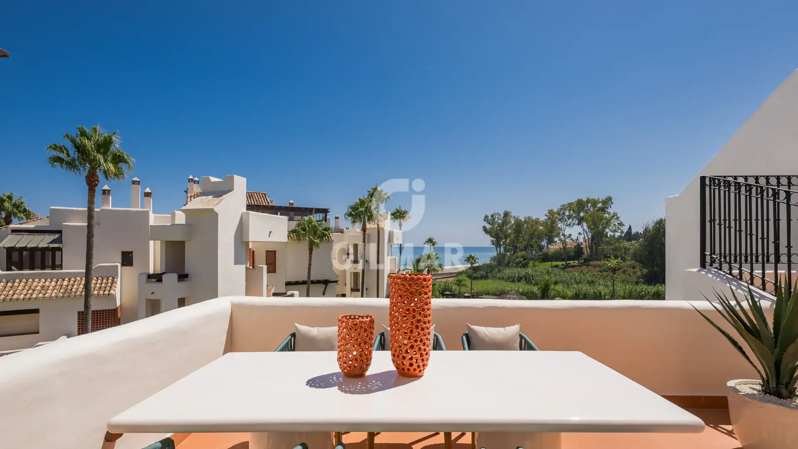 Penthouse in Estepona Este - Málaga