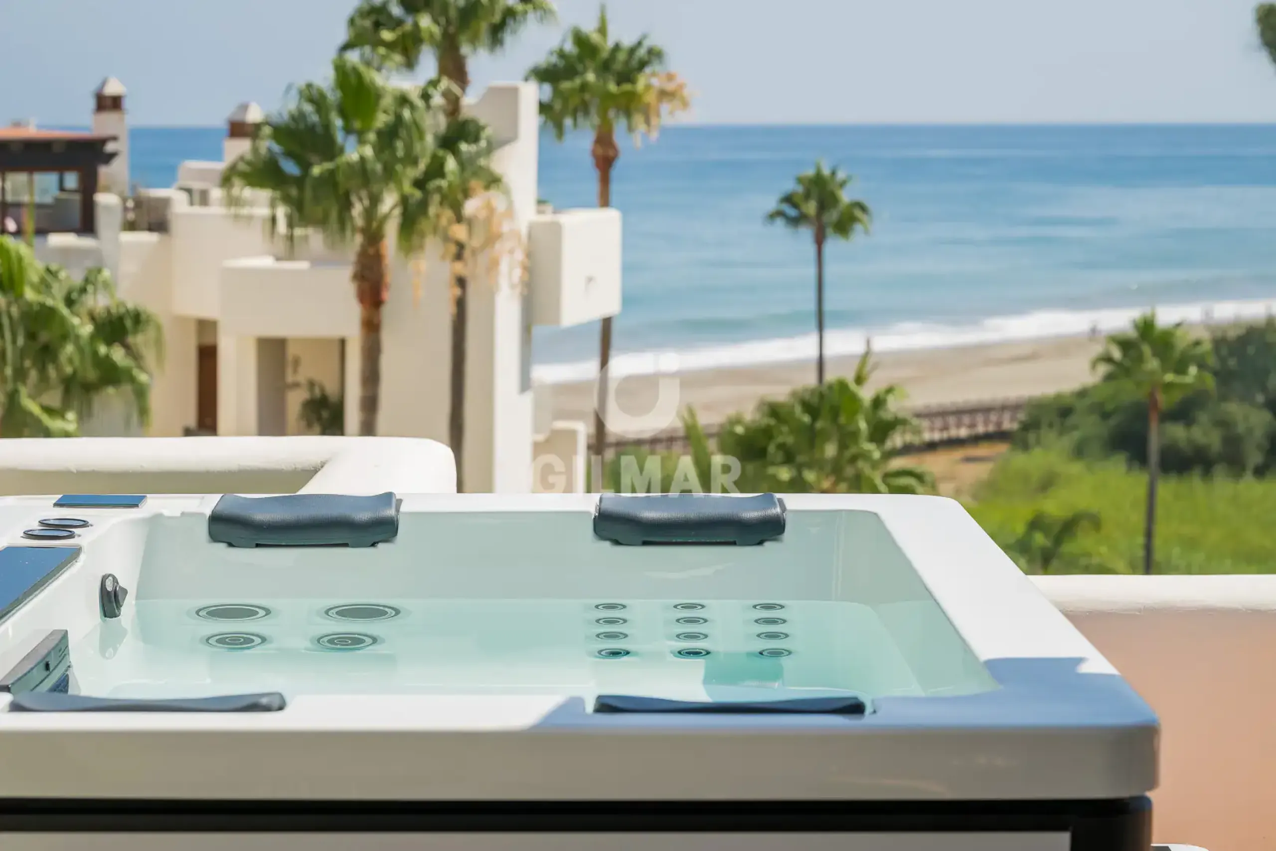 Penthouse in Estepona Este - Málaga