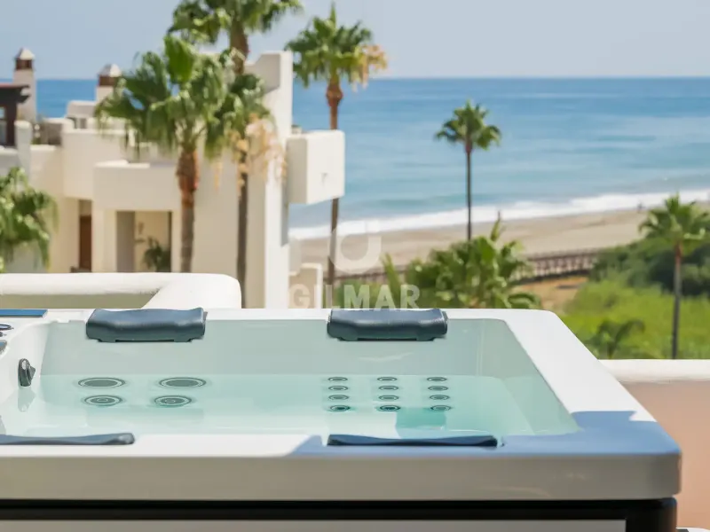 Penthouse in Estepona Este - Málaga