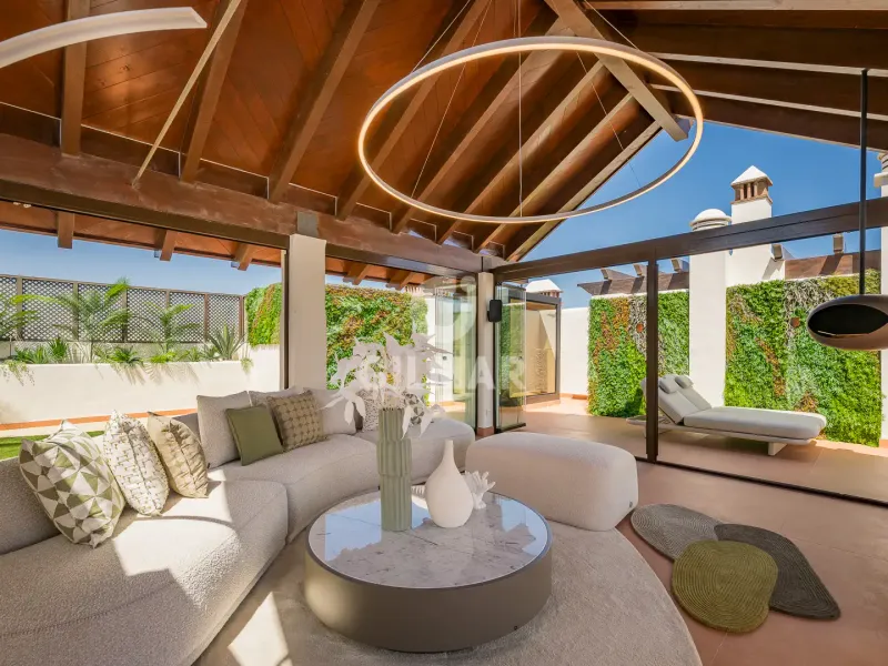Penthouse in Estepona Este - Málaga