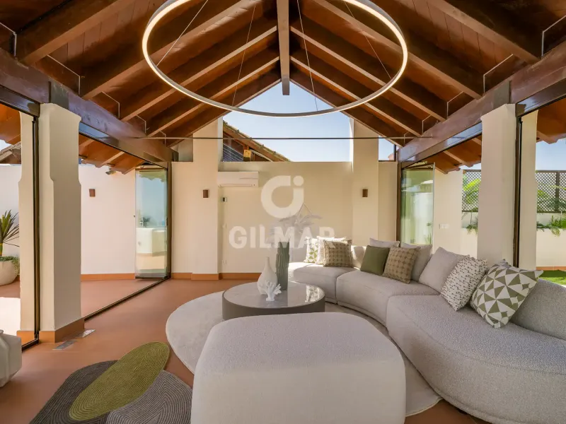 Penthouse in Estepona Este - Málaga