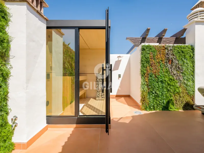 Penthouse in Estepona Este - Málaga