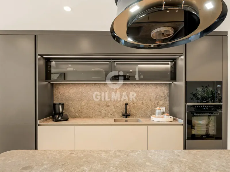 Penthouse in Estepona Este - Málaga