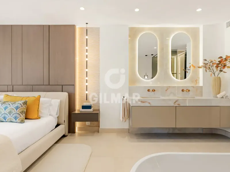 Penthouse in Estepona Este - Málaga
