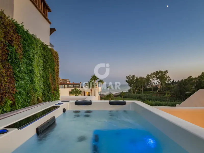 Penthouse in Estepona Este - Málaga