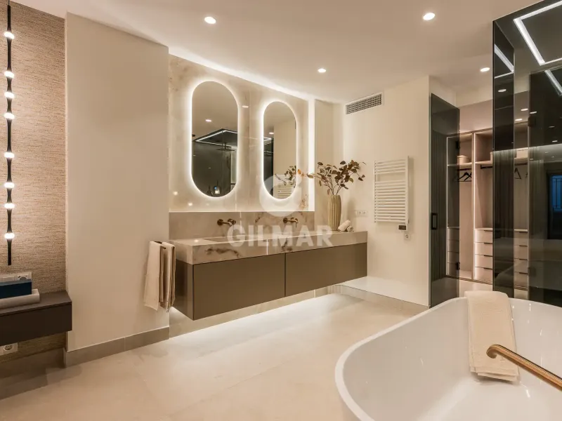 Penthouse in Estepona Este - Málaga