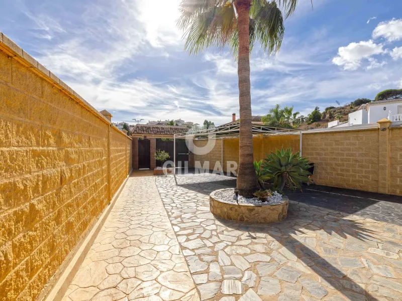 Chalet Independiente en Benalmádena - Málaga
