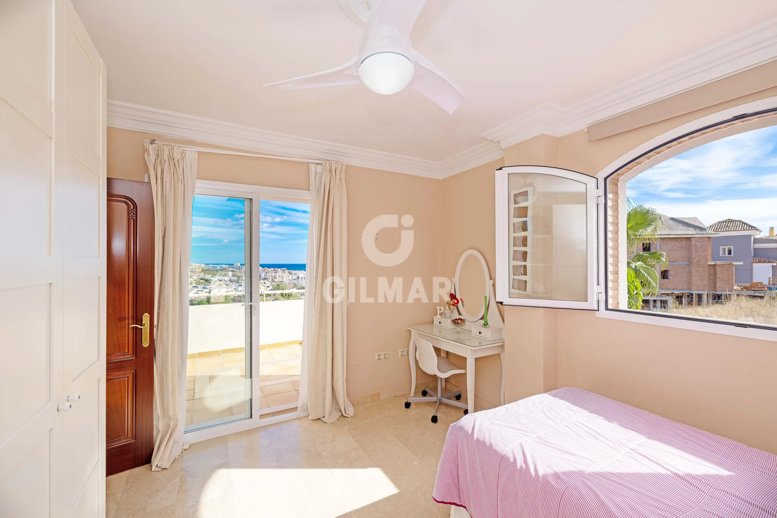 Chalet Independiente en Benalmádena - Málaga