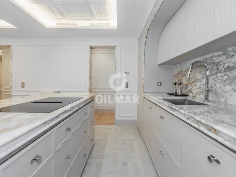 Apartment in Recoletos - Madrid