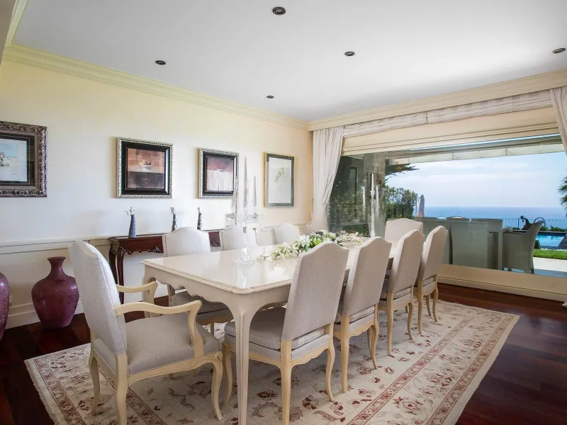 Elegant Villa with Panoramic Views, Garden and Pool in Sant Andreu de Llavaneres, Barcelona