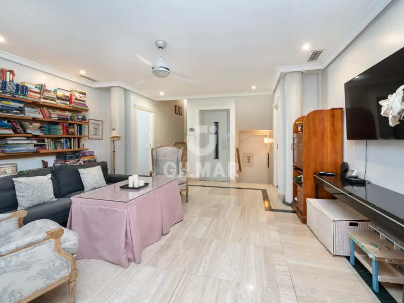 Townhouse in Conde Orgaz - Madrid