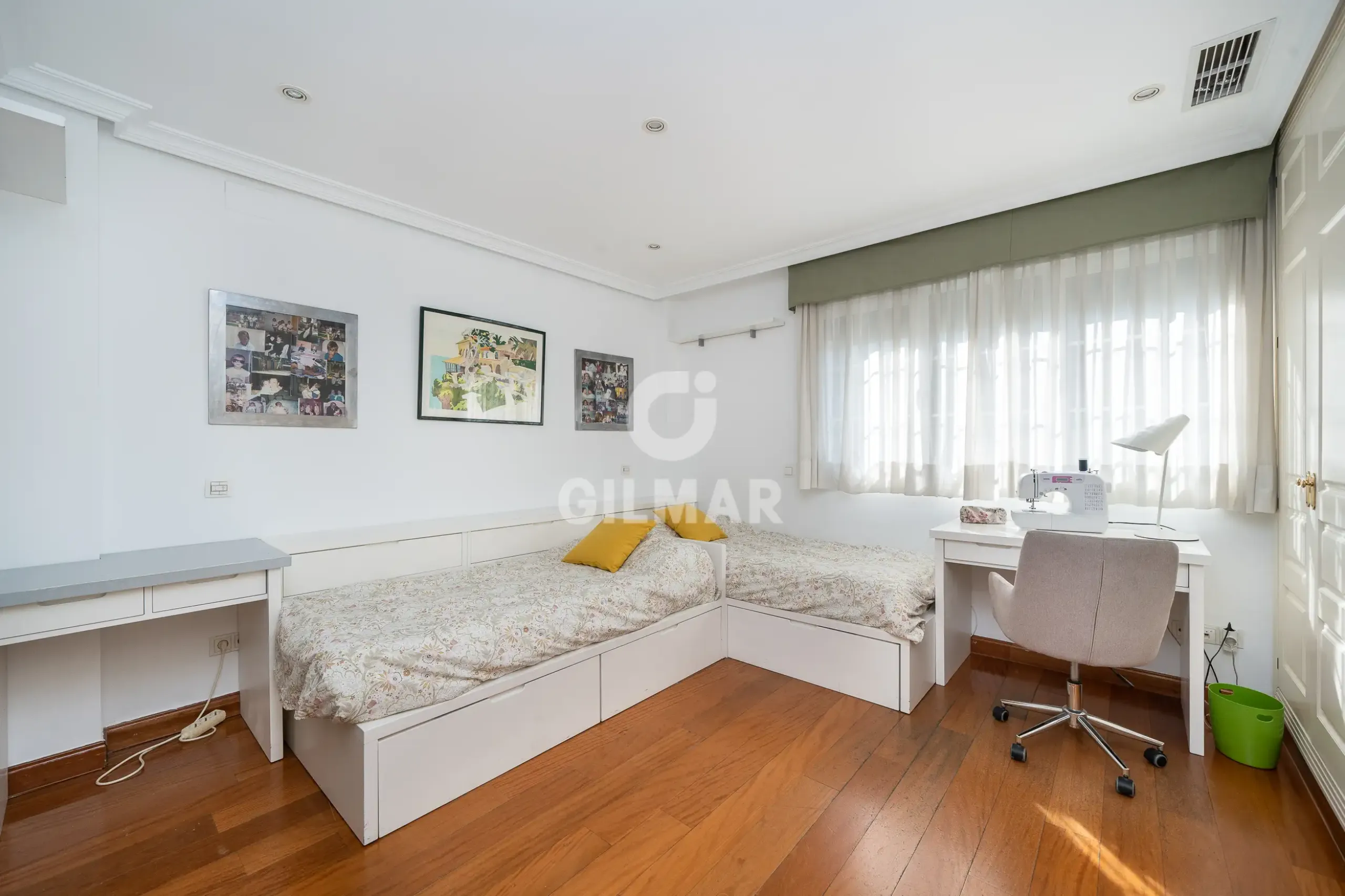 Townhouse in Conde Orgaz - Madrid