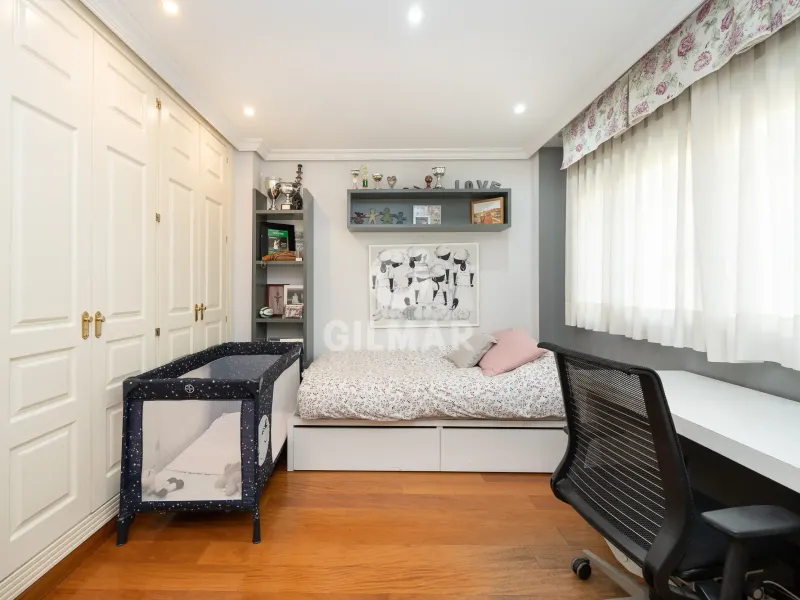 Townhouse in Conde Orgaz - Madrid
