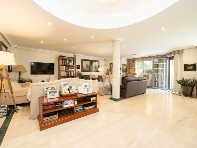 Townhouse in Conde Orgaz - Madrid