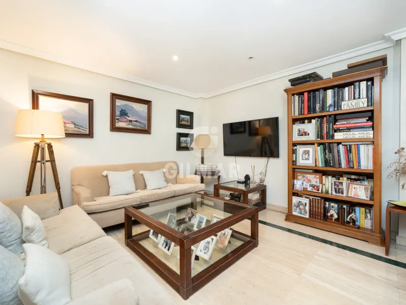 Townhouse in Conde Orgaz - Madrid