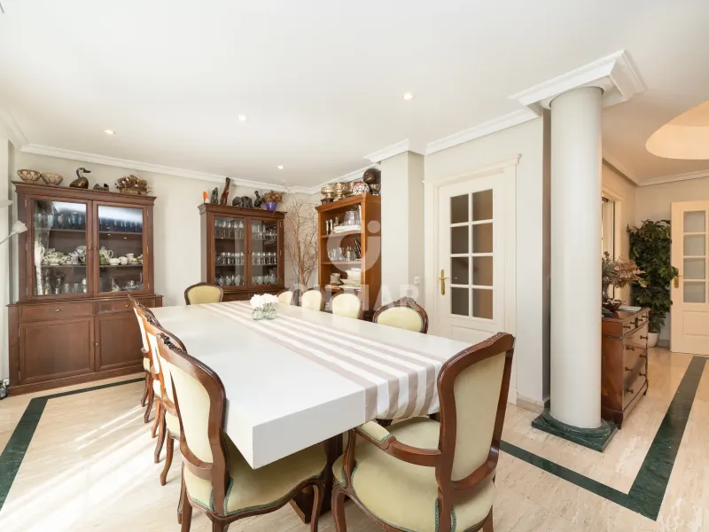 Townhouse in Conde Orgaz - Madrid