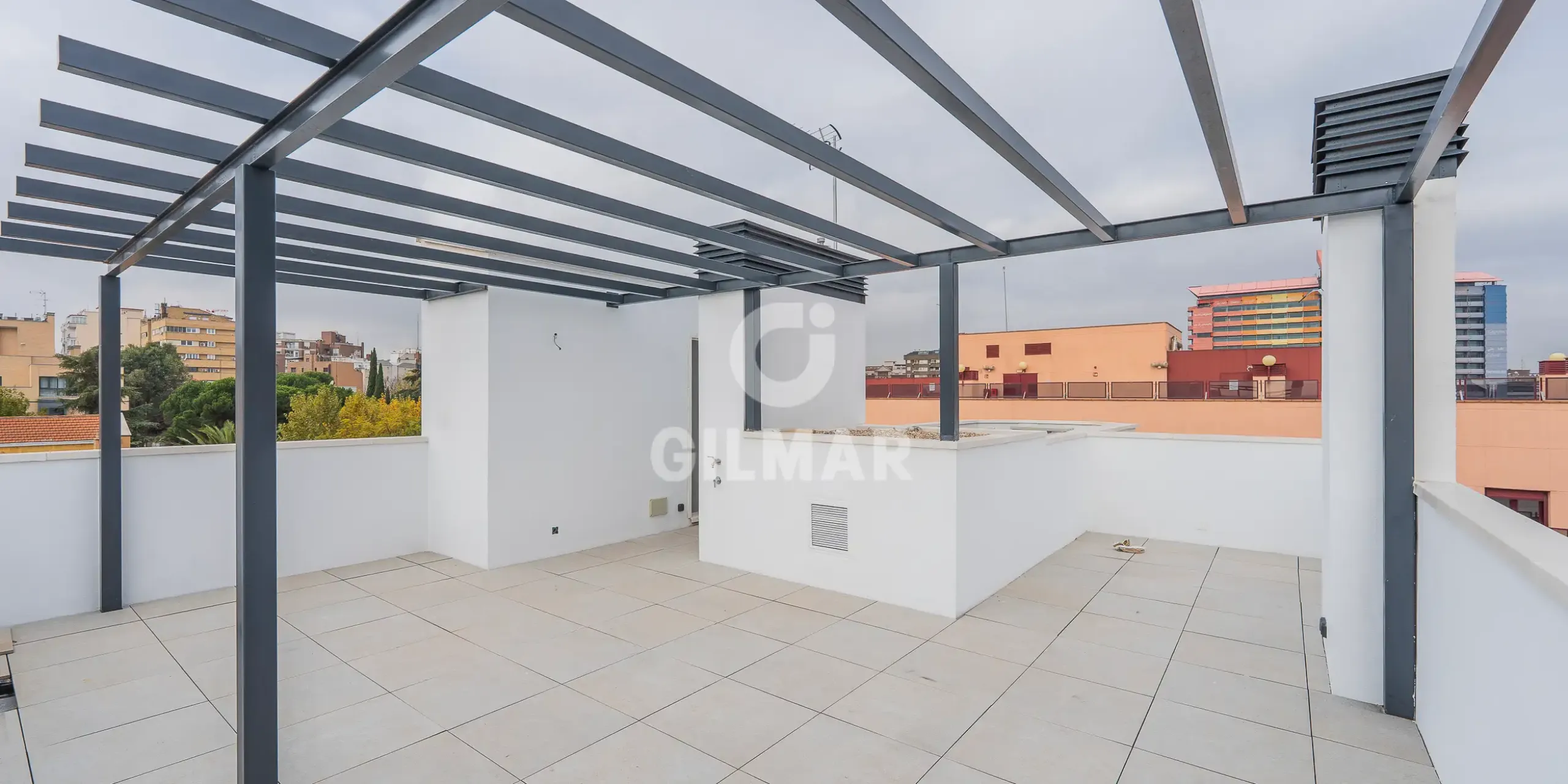 Penthouse in Guindalera - Madrid