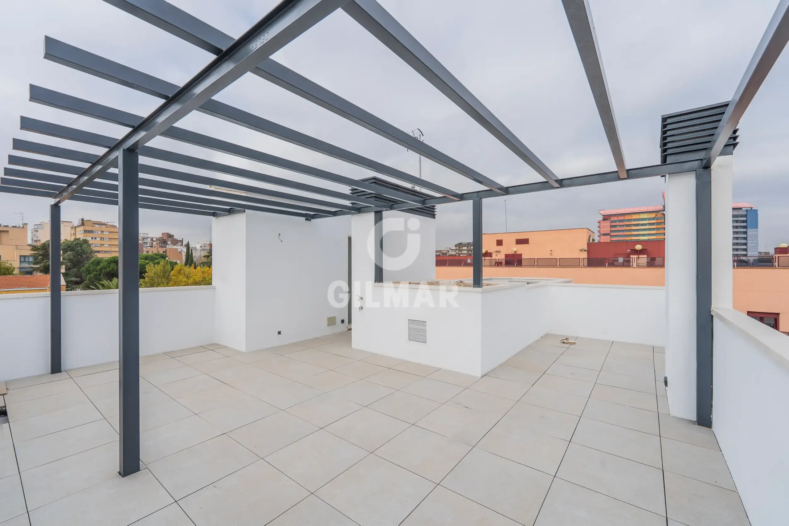 Penthouse in Guindalera - Madrid