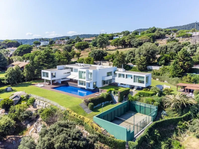 Exclusive Luxury Villa with Panoramic Sea Views in Sant Andreu de Llavaneres, Barcelona