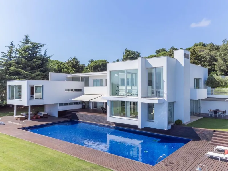 Exclusiva villa de lujo con vistas panorámicas al mar en Sant Andreu de Llavaneres, Barcelona