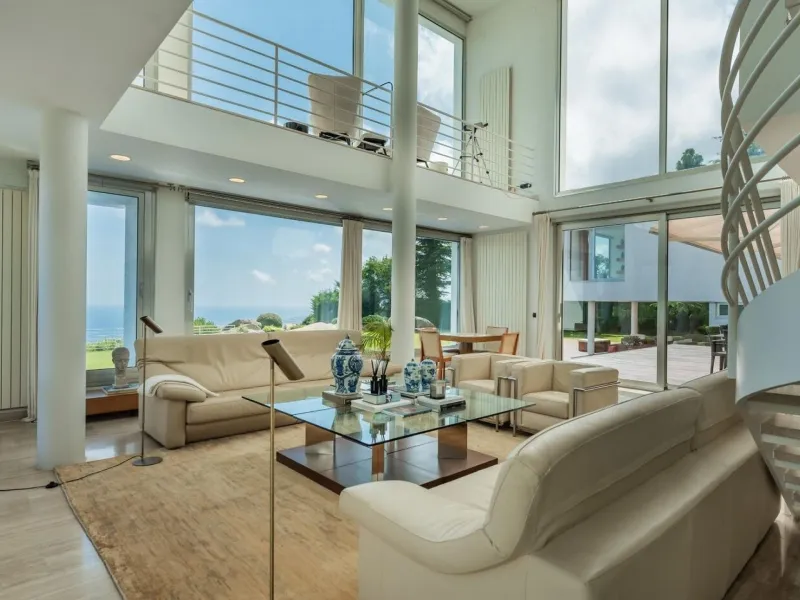 Exclusiva villa de lujo con vistas panorámicas al mar en Sant Andreu de Llavaneres, Barcelona